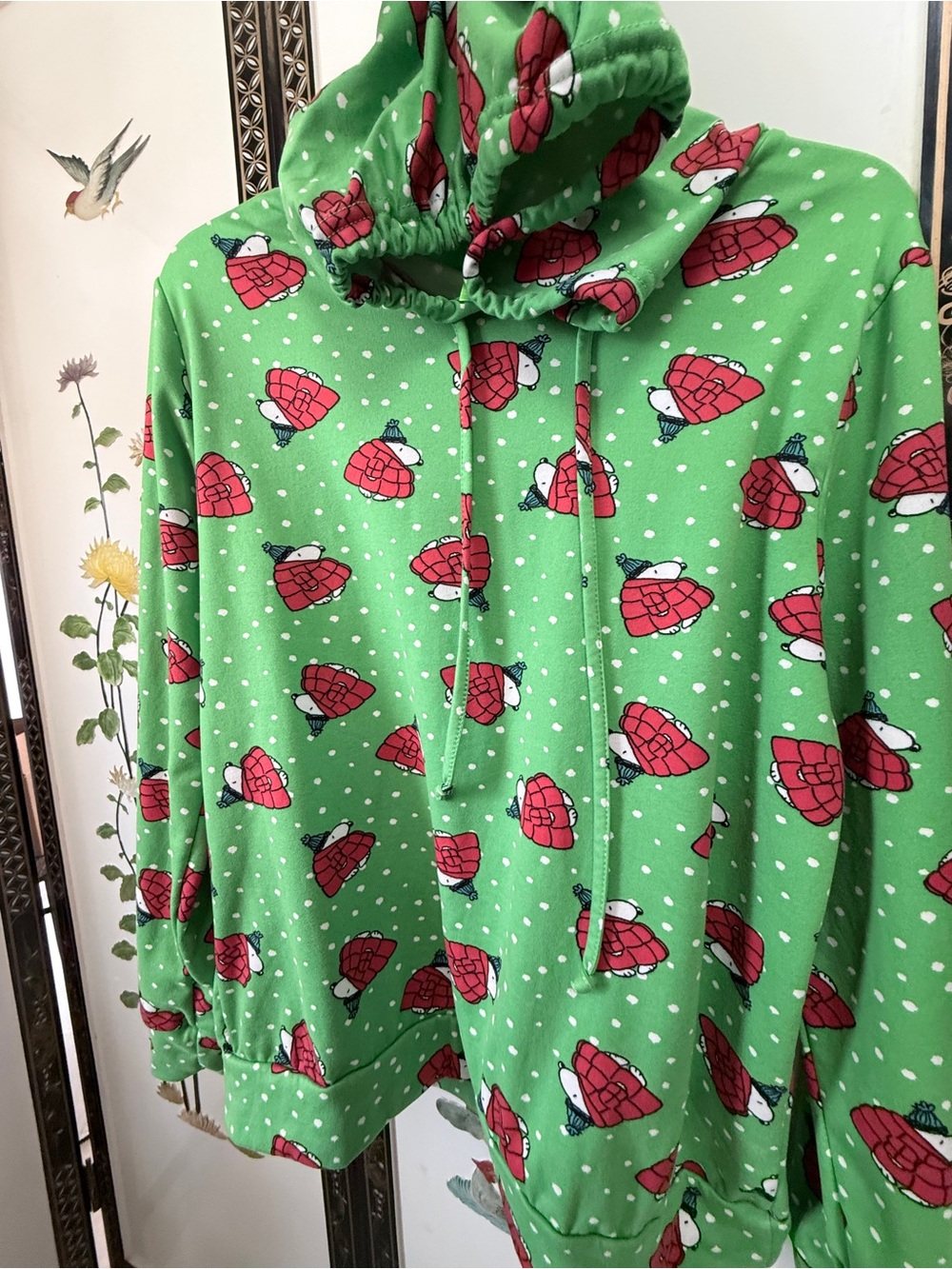 Peanuts Snoopy Green Christmas Puffer Jacket Hoodie Size Large - Picture 6 of 6